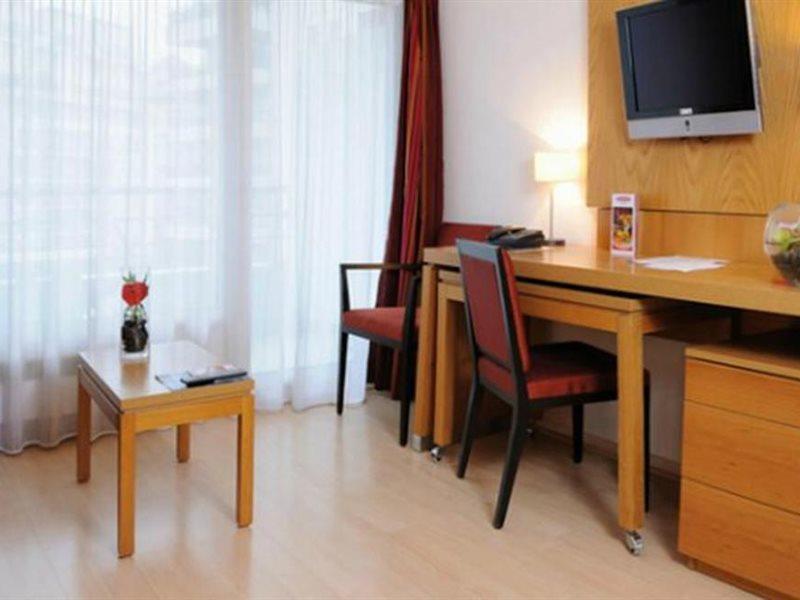 Residhome Courbevoie La Defense Exteriér fotografie